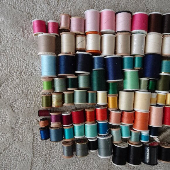 Lot of 100+ Spools of General Sewing Thread Assorted Colors - Picture 7 of 8